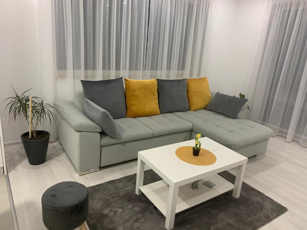 Viktoria House Villa Odorheiu Secuiesc Luaran gambar